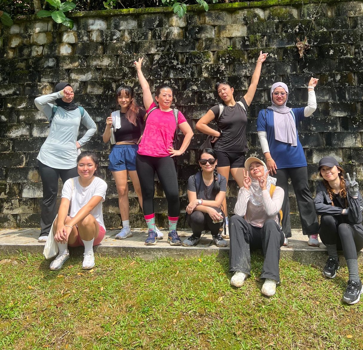 Babel Socials — Hiking